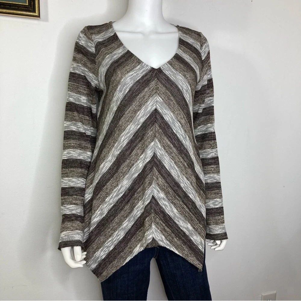 Knox Rose ✨ Cozy Chevron Tunic – Effortless Boho Vibes ✨ - Picture 4 of 12